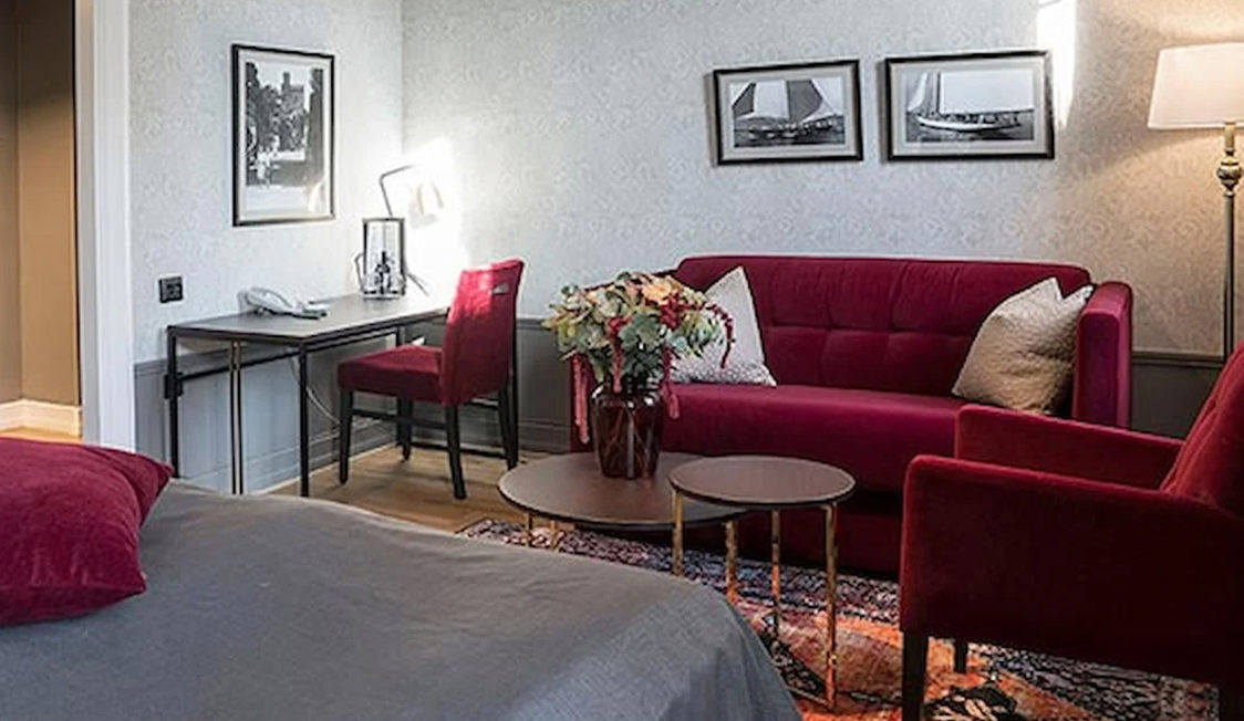 Clarion Soffa Sfw 1600X1200