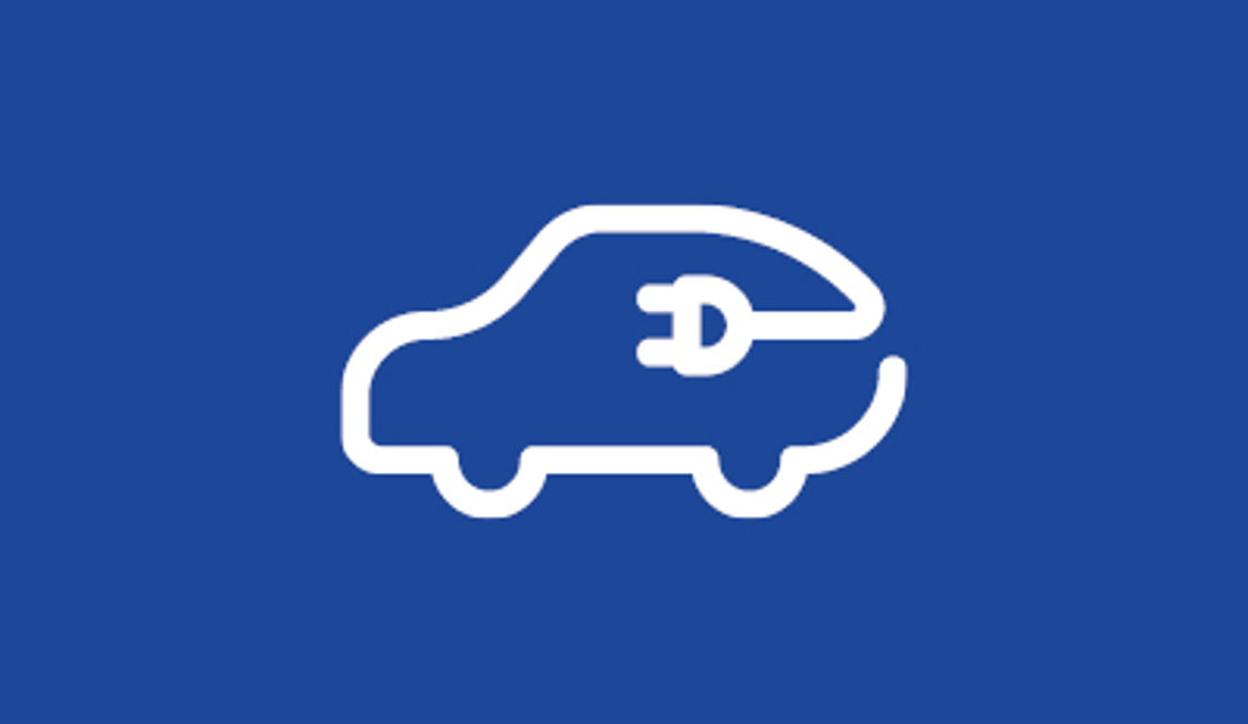 Elbil symbol i hvid på blå baggrund, der repræsenterer opladning og bæredygtig transport.