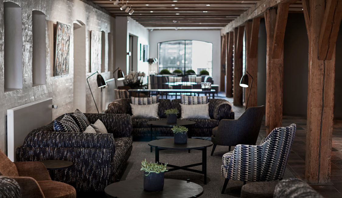 71 Nyhavn Lobby1600x1200