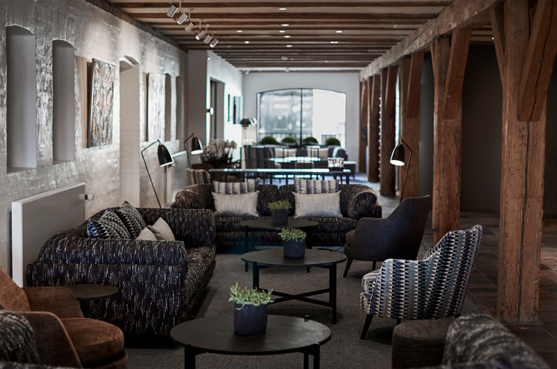 71 Nyhavn Lobby1600x1200
