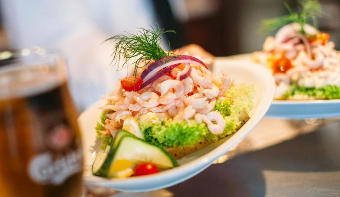 Rakmacka Serveras Sfw 1600X1200