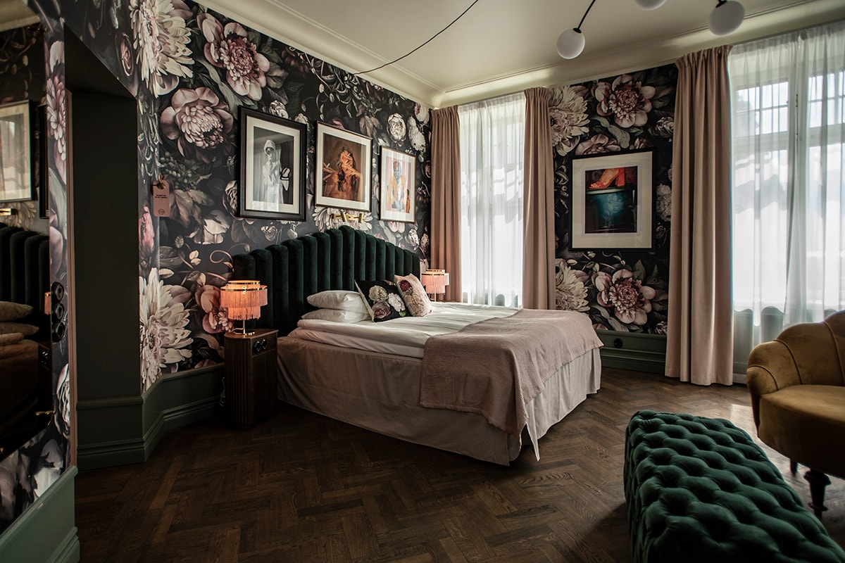 Vault Hotel Hotellrum Grona Blommor Sang Sfw 1200X800