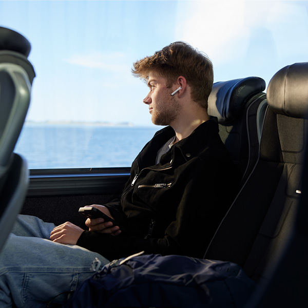 Indefra Bussen 600X600 15