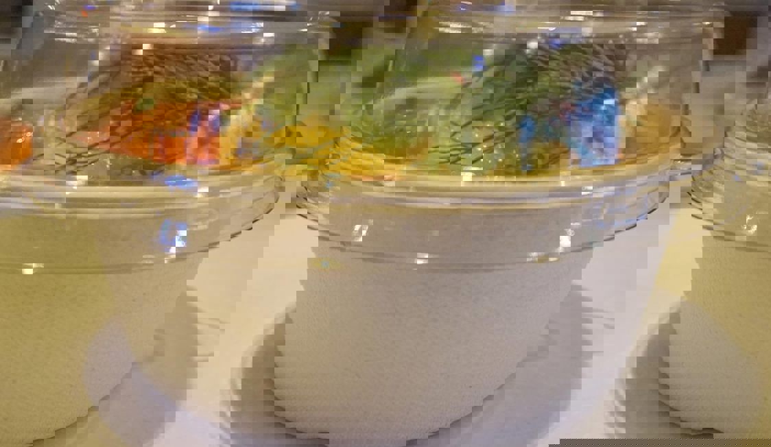 En förpackad sallad i närbild.