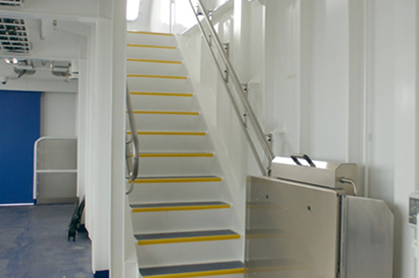 Fanølinjen Med Logo 209 400X400px (1)